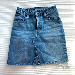 Levis High Waisted Women’s Denim Mini Skirt